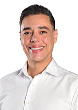 Foto de urna de Leonardo Araújo